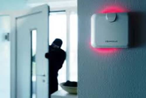 Système d’alarme intrusion : quand et comment l’entretenir ?