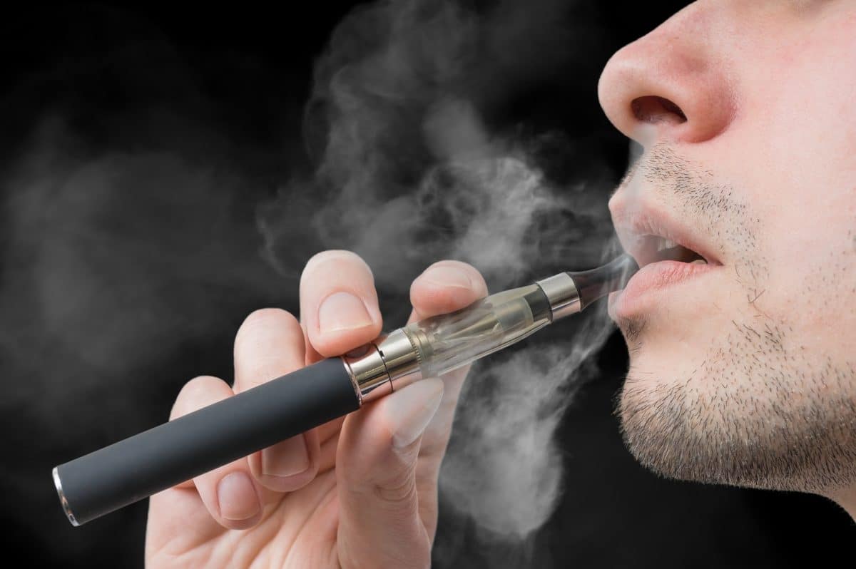 Comment choisir une cigarette électronique pour un gros fumeur ?