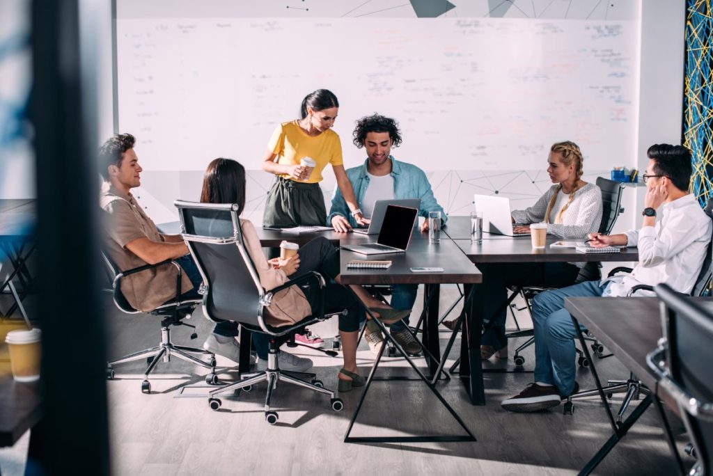Tarifs de coworking : quels facteurs font varier les prix ?