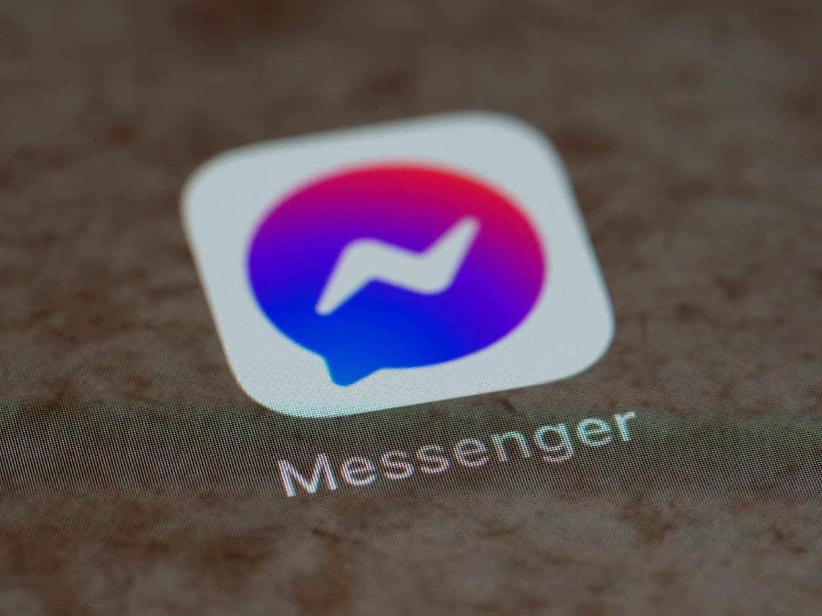 Comment savoir avec qui il parle sur Messenger ?